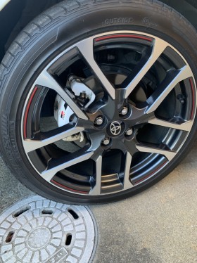 タイヤホイール前