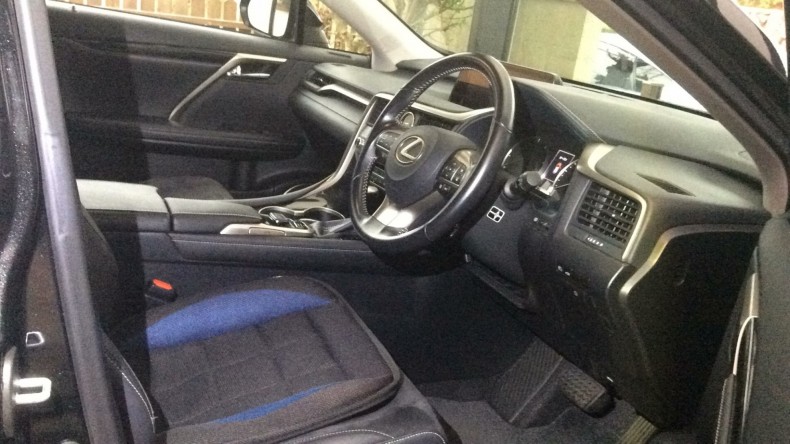 内装前方シート