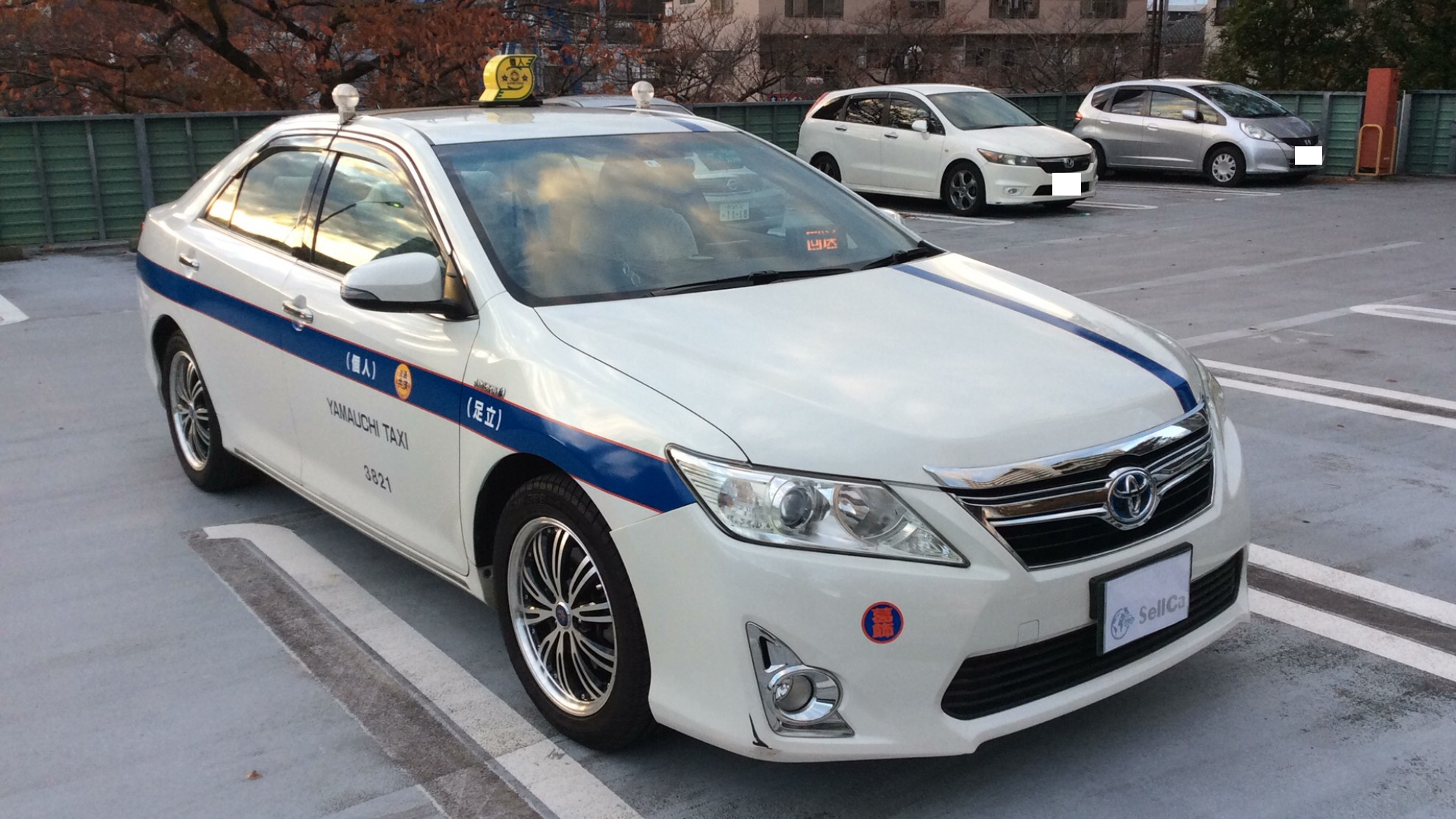 外装右前