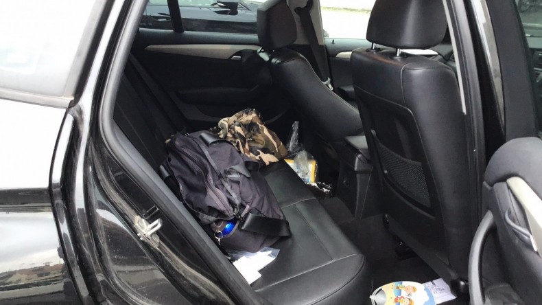 内装後方シート