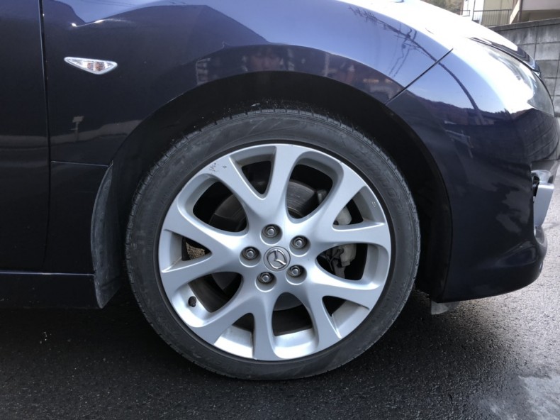 タイヤホイール前