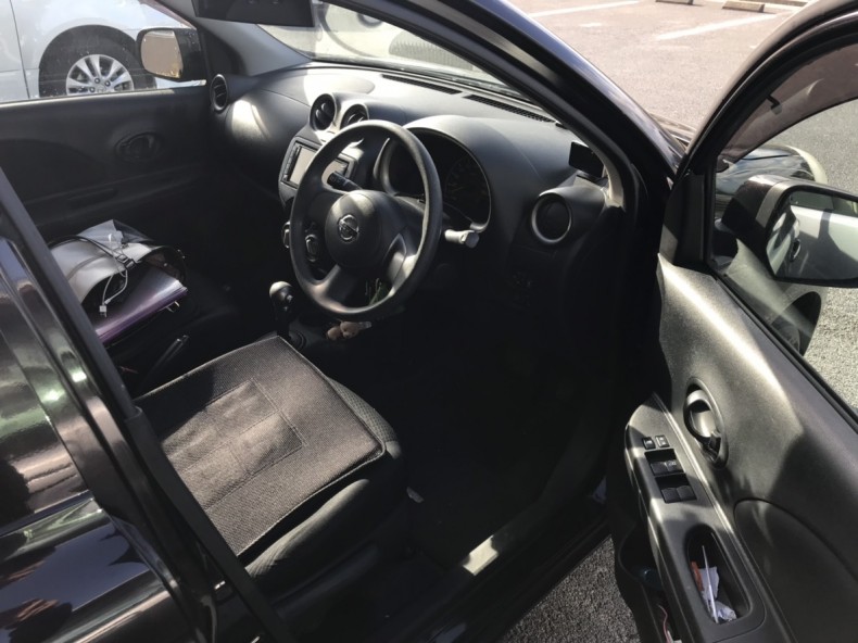 内装前方シート