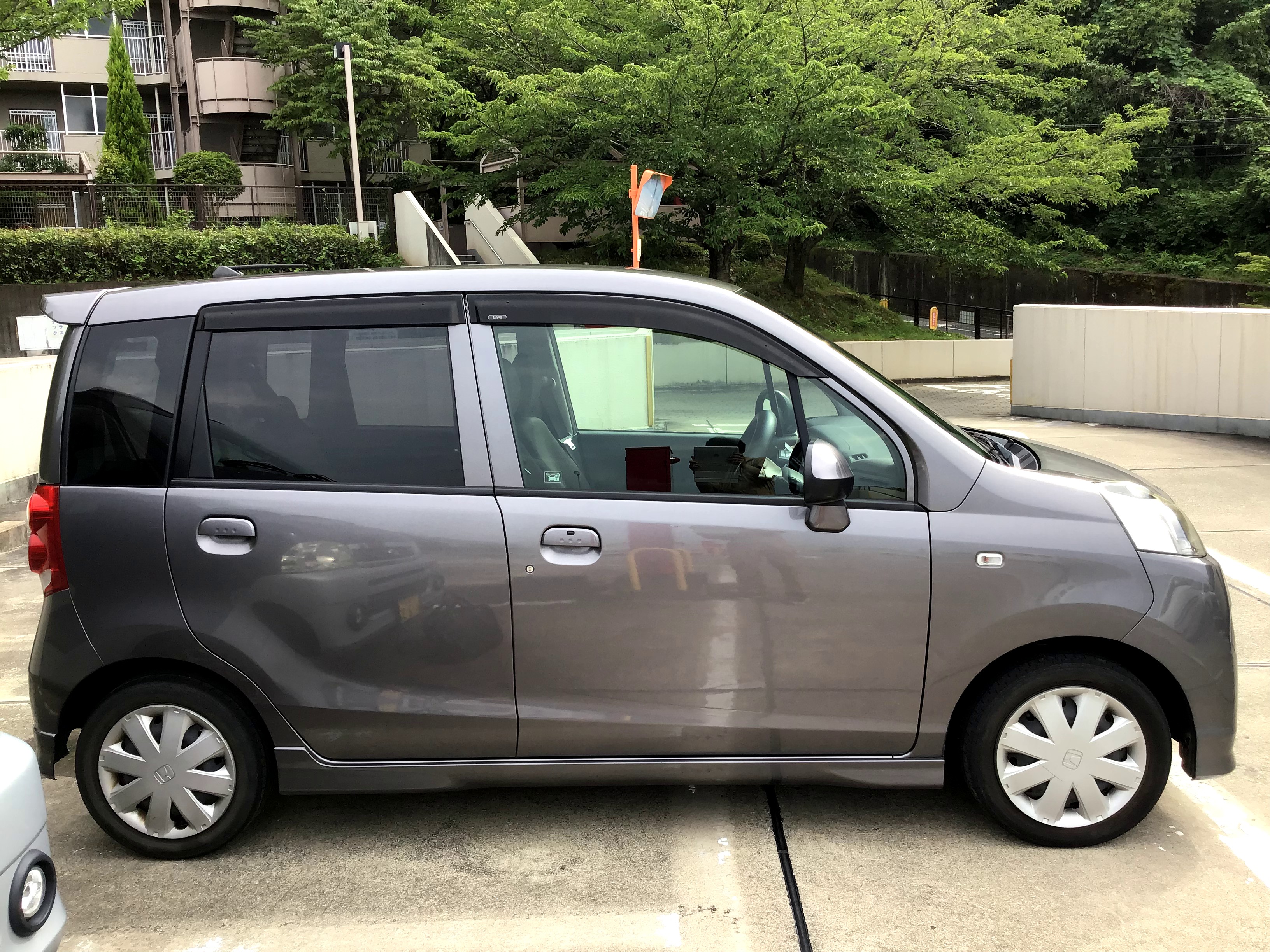 外装右