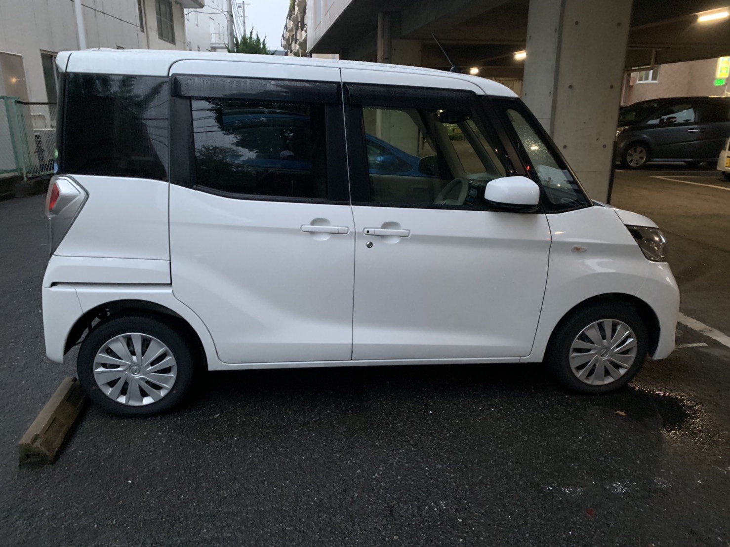 外装右