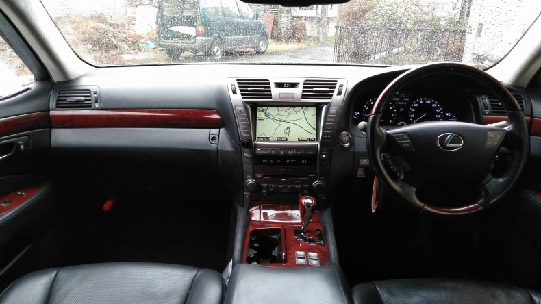 内装インパネ全体