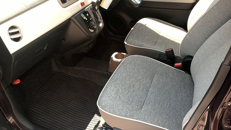 内装前方シート