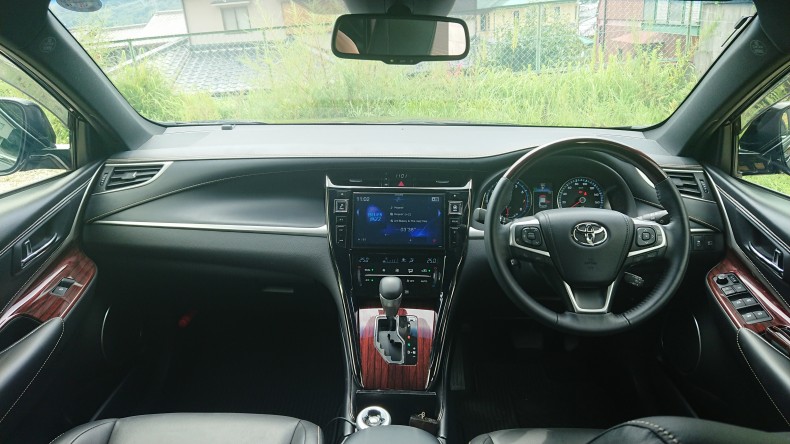 内装インパネ全体