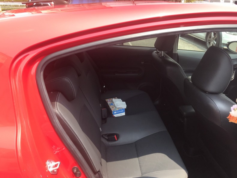 内装後方シート