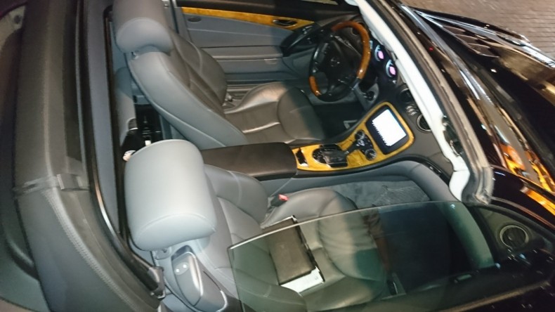 内装後方シート