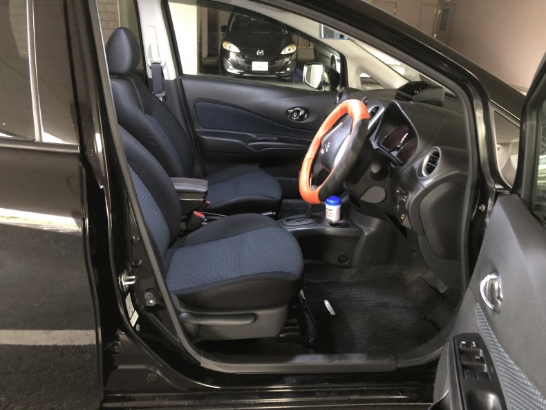 内装前方シート