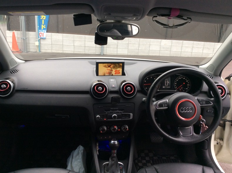 内装インパネ全体