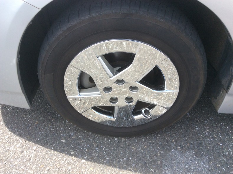 タイヤホイール前