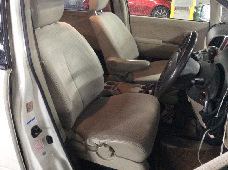 内装前方シート