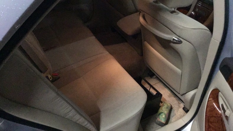 内装後方シート