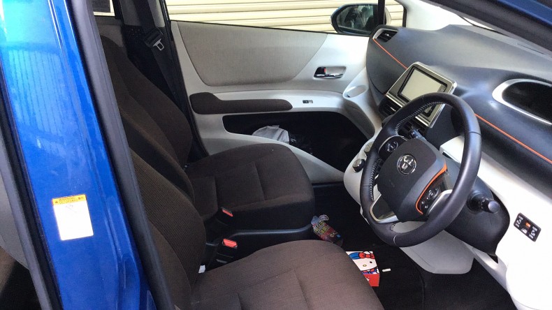 内装前方シート