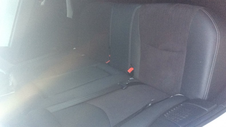 内装後方シート