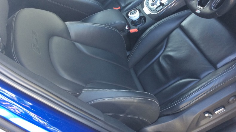 内装前方シート