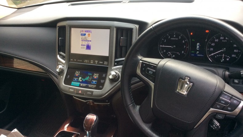 内装インパネ全体